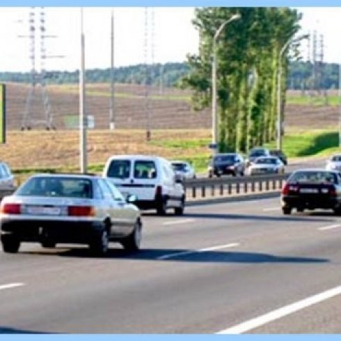 Сторона В - МКАД, км 32+050, между съездом на ул. Мазурова и ул. Шаранговича, низина